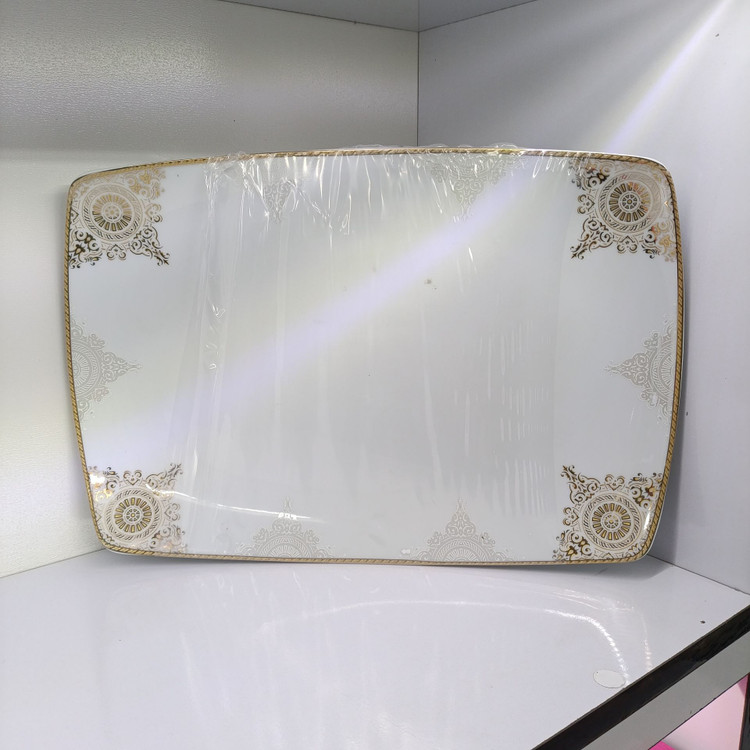 سرویس 30 پارچه چینی پردیس مدل ۱۷۶ کریستین