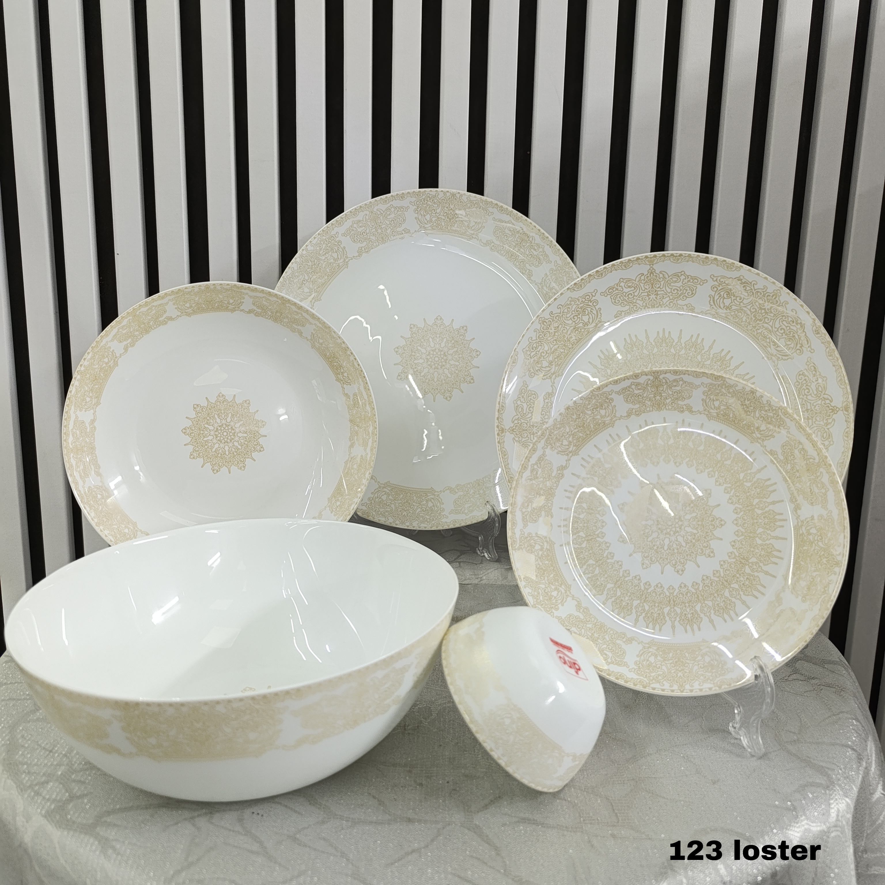 سرویس آرکوپال 26 پارچه 123 لوستر برند دینو